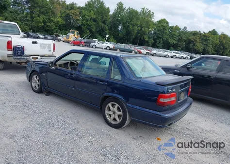 2000 Volvo S70 Se from USA, damaged, VIN YV1LS61J2Y2629478